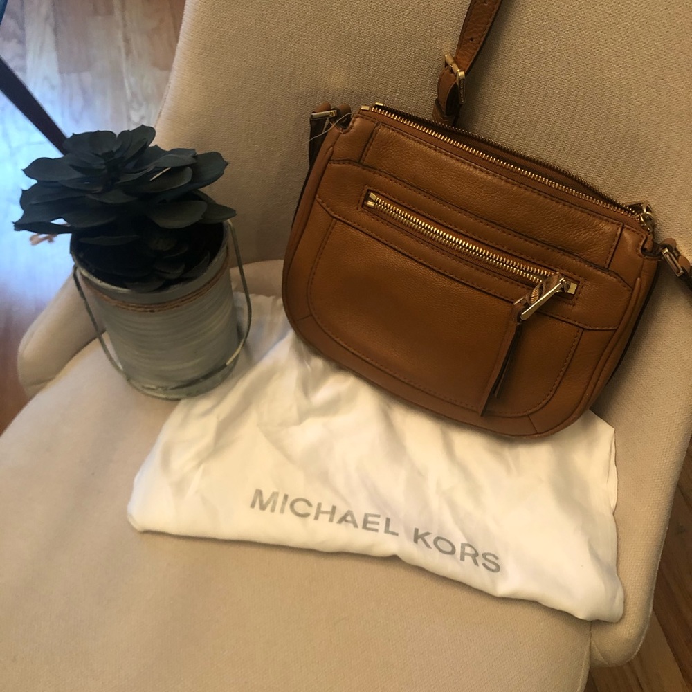 Leather Michael Kors Crossbody